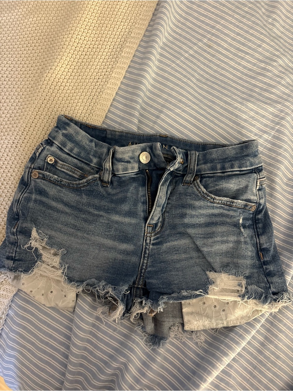 American Eagle Outfitters Distressed Eyelet Trim Denim Shorts - Blue